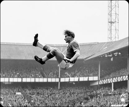 Retrotext The 80s Team book cover featuring a vintage black and white action shot of a footballer performing a volley