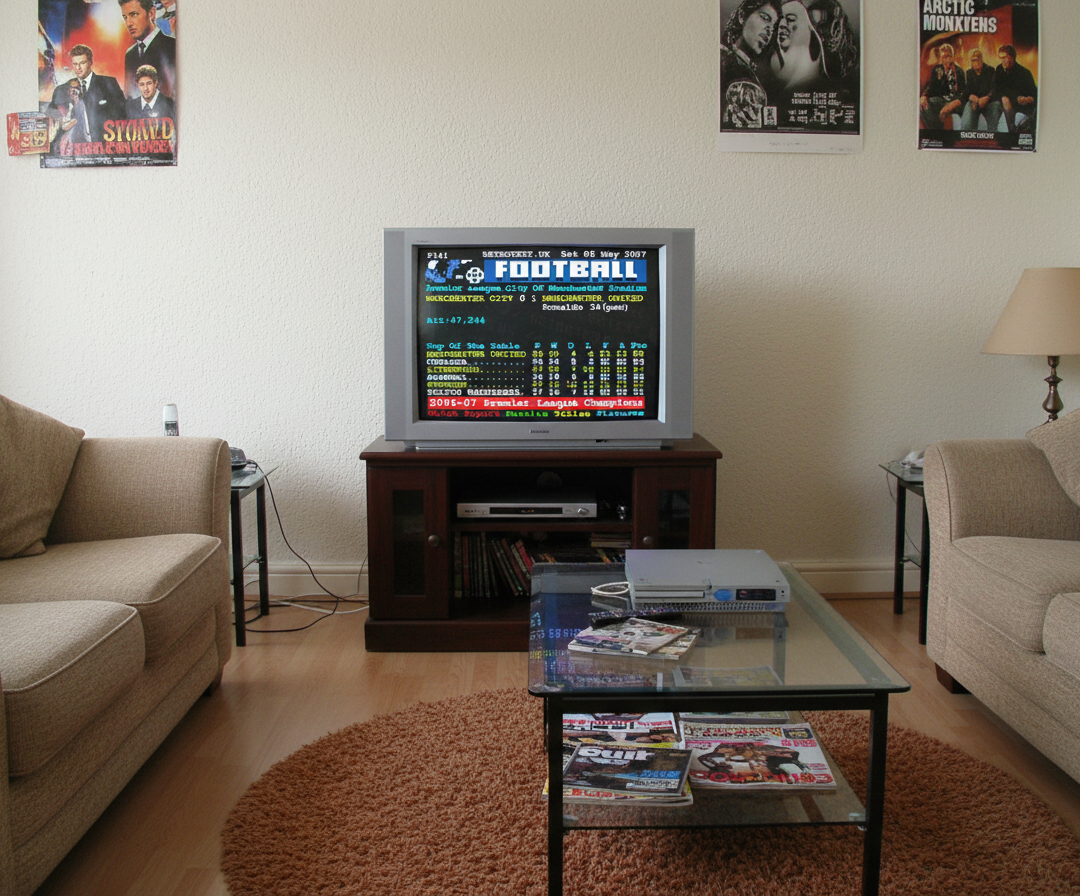 Retrotext Manchester United 2007 Premier League Champions Teletext mug featuring a classic football score screen design