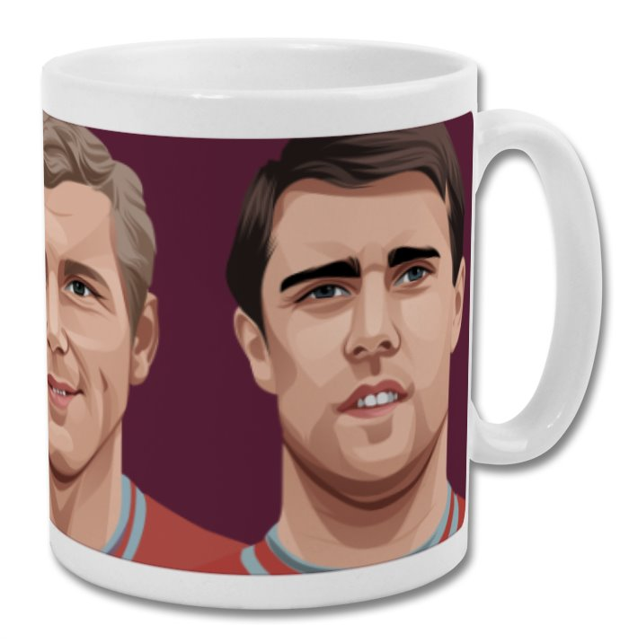 Retrotext West Ham United mug featuring illustrated portraits of football legends Peters, Moore, and Hurst.
